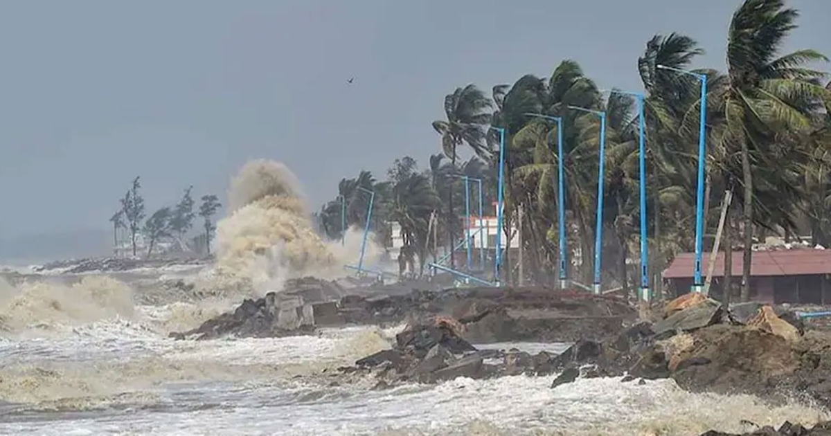 ঘূর্ণিঝড়ের সময় ও পরবর্তীতে করণীয় 