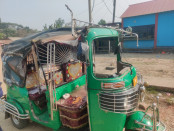 পূর্বধলায় বাস-সিএনজি মুখোমুখি সংঘর্ষে শিশুসহ আহত ৩ পূর্বধলায় বাস-সিএনজি মুখোমুখি সংঘর্ষে শিশুসহ আহত ৩