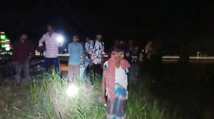 টাঙ্গাইলে ট্রেনে কাটা পড়ে একই পরিবারের ৫ জনের মৃত্যু টাঙ্গাইলে ট্রেনে কাটা পড়ে একই পরিবারের ৫ জনের মৃত্যু