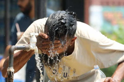 দাবদাহে পুড়বে দেশ, তাপমাত্রা ছুঁতে পারে ৪২ ডিগ্রি দাবদাহে পুড়বে দেশ, তাপমাত্রা ছুঁতে পারে ৪২ ডিগ্রি