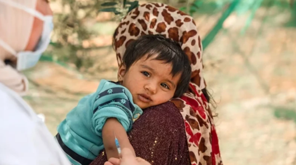 হামের প্রাদুর্ভাব: ২৪ ঘণ্টায় ১২ শিশুর মৃত্যু, নতুন আক্রান্ত ৯৭৪ হামের প্রাদুর্ভাব: ২৪ ঘণ্টায় ১২ শিশুর মৃত্যু, নতুন আক্রান্ত ৯৭৪