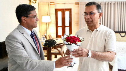 বগুড়ায় পৌঁছেছেন প্রধানমন্ত্রী বগুড়ায় পৌঁছেছেন প্রধানমন্ত্রী