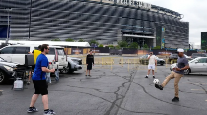 বিশ্বকাপের আরও টিকিট ছাড়ছে ফিফা বিশ্বকাপের আরও টিকিট ছাড়ছে ফিফা