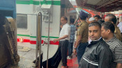 ফেনীতে চলন্ত ট্রেনের ইঞ্জিনে আগুন, সহকারী লোকমাস্টার আহত
ফেনীতে চলন্ত ট্রেনের ইঞ্জিনে আগুন, সহকারী লোকমাস্টার আহত
