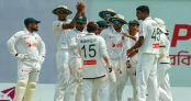 শেষ দিনে বাংলাদেশের চাই ৩ উইকেট, পাকিস্তানের ১২১ রান শেষ দিনে বাংলাদেশের চাই ৩ উইকেট, পাকিস্তানের ১২১ রান