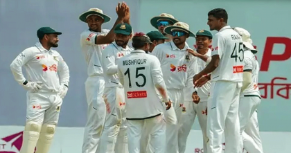 শেষ দিনে বাংলাদেশের চাই ৩ উইকেট, পাকিস্তানের ১২১ রান শেষ দিনে বাংলাদেশের চাই ৩ উইকেট, পাকিস্তানের ১২১ রান