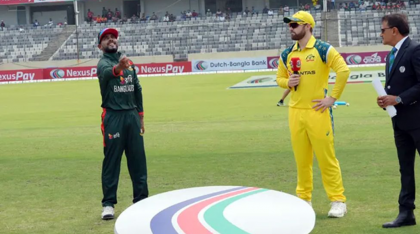 টসে জিতে বাংলাদেশকে ফিল্ডিংয়ে পাঠাল অস্ট্রেলিয়া
টসে জিতে বাংলাদেশকে ফিল্ডিংয়ে পাঠাল অস্ট্রেলিয়া