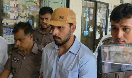 স্ত্রীর আত্মহত্যার প্ররোচনা মামলা: অভিনেতা জাহের আলভী কারাগারে স্ত্রীর আত্মহত্যার প্ররোচনা মামলা: অভিনেতা জাহের আলভী কারাগারে