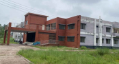 ১৭ কোটি টাকার হাসপাতাল পাঁচ বছরেও অচল, নামে ২০ শয্যার নেই একটিও
১৭ কোটি টাকার হাসপাতাল পাঁচ বছরেও অচল, নামে ২০ শয্যার নেই একটিও