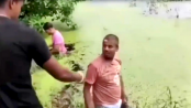 পশ্চিমবঙ্গে বালিকা ধর্ষণ-খুন: মধ্যরাতে ক্রসফায়ারে নিহত প্রধান আসামি পশ্চিমবঙ্গে বালিকা ধর্ষণ-খুন: মধ্যরাতে ক্রসফায়ারে নিহত প্রধান আসামি