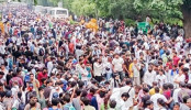 পুলিশ-বিক্ষোভকারী সংঘর্ষে উত্তপ্ত দিল্লি, বন্ধ ইন্টারনেট পুলিশ-বিক্ষোভকারী সংঘর্ষে উত্তপ্ত দিল্লি, বন্ধ ইন্টারনেট