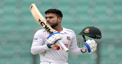 একার লড়াইয়ে মিরাজের চমৎকার সেঞ্চুরি একার লড়াইয়ে মিরাজের চমৎকার সেঞ্চুরি