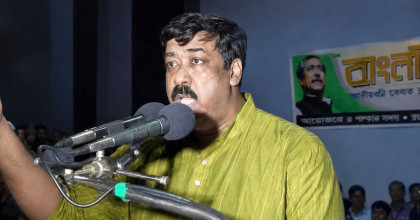 মাঠ ছেড়ে নিউইয়র্কে পলাতক শামীম ওসমানের খেলা হবে মাঠ ছেড়ে নিউইয়র্কে পলাতক শামীম ওসমানের খেলা হবে