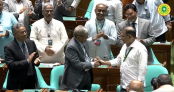 নবনির্বাচিত রাষ্ট্রপতিকে লাল গোলাপ দিয়ে শুভেচ্ছা প্রধানমন্ত্রীর নবনির্বাচিত রাষ্ট্রপতিকে লাল গোলাপ দিয়ে শুভেচ্ছা প্রধানমন্ত্রীর