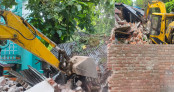 ৫০ বছর ধরে বসবাসকারি ৩১ পরিবারকে উচ্ছেদ করল প্রশাসন ৫০ বছর ধরে বসবাসকারি ৩১ পরিবারকে উচ্ছেদ করল প্রশাসন