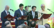 শপথ নিলেন চার মন্ত্রী ও দুই প্রতিমন্ত্রী শপথ নিলেন চার মন্ত্রী ও দুই প্রতিমন্ত্রী