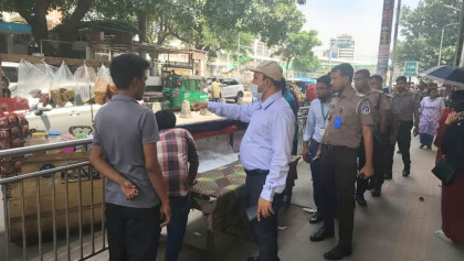 কারওয়ান বাজার-ফার্মগেটে মেট্রোরেল এলাকায় উচ্ছেদ অভিযান কারওয়ান বাজার-ফার্মগেটে মেট্রোরেল এলাকায় উচ্ছেদ অভিযান