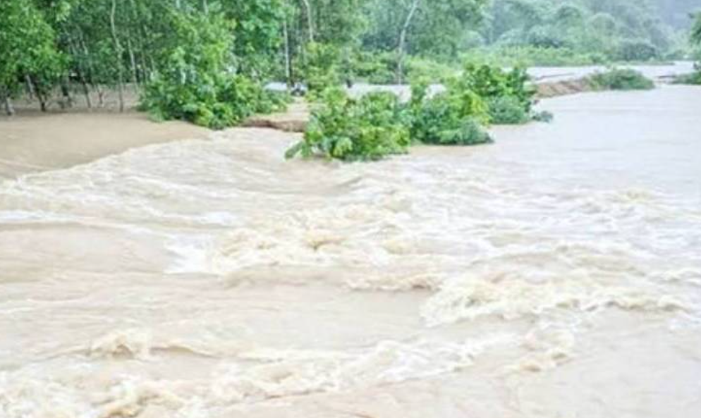 তিন জেলায় বন্যার আশঙ্কা, বাড়তে পারে তিস্তার পানি তিন জেলায় বন্যার আশঙ্কা, বাড়তে পারে তিস্তার পানি