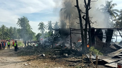 রাখাইনে জান্তা সরকারের নারকীয় তাণ্ডব রাখাইনে জান্তা সরকারের নারকীয় তাণ্ডব