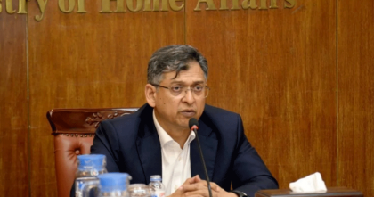 তত্ত্বাবধায়ক সরকার এমনভাবে ফিরবে, বাতিলেও লাগবে গণভোট: স্বরাষ্ট্রমন্ত্রী তত্ত্বাবধায়ক সরকার এমনভাবে ফিরবে, বাতিলেও লাগবে গণভোট: স্বরাষ্ট্রমন্ত্রী