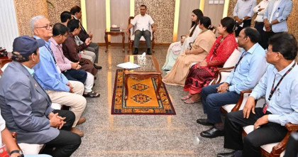 ধর্ম-বর্ণ নির্বিশেষে সবার কল্যাণে কাজ করছে সরকার: প্রধানমন্ত্রী তারেক রহমান ধর্ম-বর্ণ নির্বিশেষে সবার কল্যাণে কাজ করছে সরকার: প্রধানমন্ত্রী তারেক রহমান