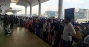 সৌদি আরবের রিয়াদ বিমানবন্দর বন্ধ, ঢাকায় আটকা পড়া যাত্রীদের ভোগান্তি সৌদি আরবের রিয়াদ বিমানবন্দর বন্ধ, ঢাকায় আটকা পড়া যাত্রীদের ভোগান্তি