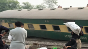 পাকিস্তানে ট্রেনের ১৪ বগি লাইনচ্যুত, নিহত ৬ আহত ৩০ পাকিস্তানে ট্রেনের ১৪ বগি লাইনচ্যুত, নিহত ৬ আহত ৩০